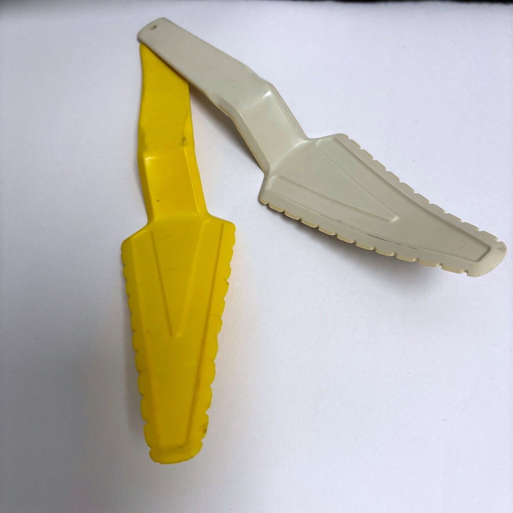 VTG 80s Tupperware Cake Pie Server‎ Slicer Lot of 2 Yellow Cream 1228-3 1228-8